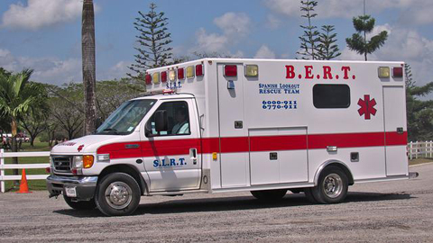 amerikanischer Krankenwagen, ausländischer Rettungswagen